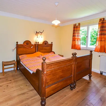 Ferienhaus Kunterbunt *